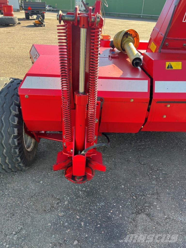 JF FCT 900 Druga oprema za žetev krme