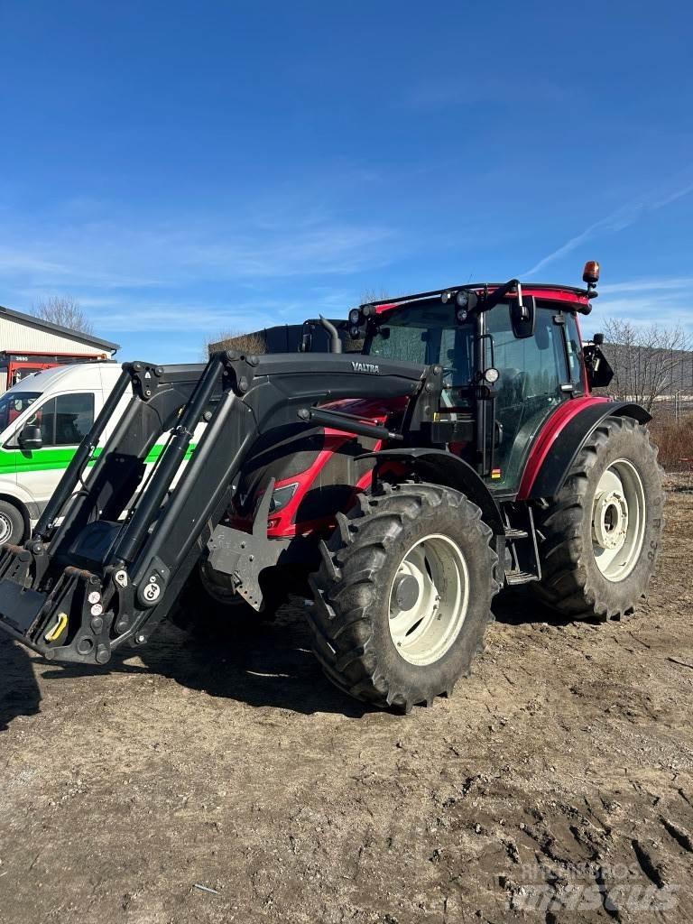 Valtra 134LH Traktorji
