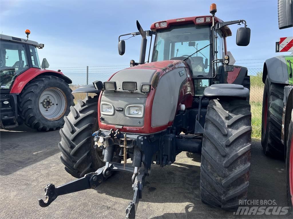 Valtra 190 Traktorji