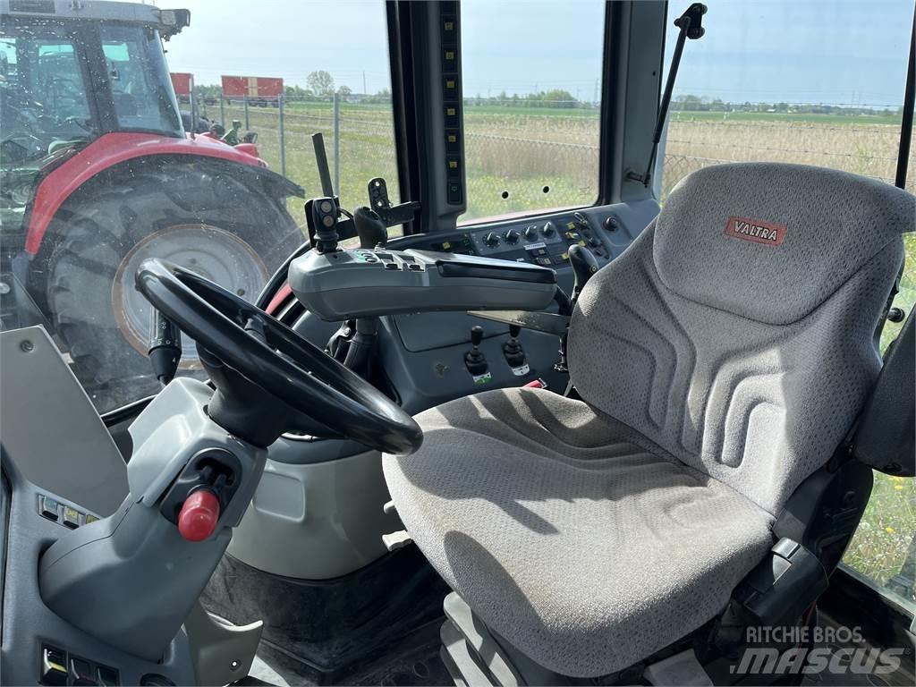 Valtra 190 Traktorji