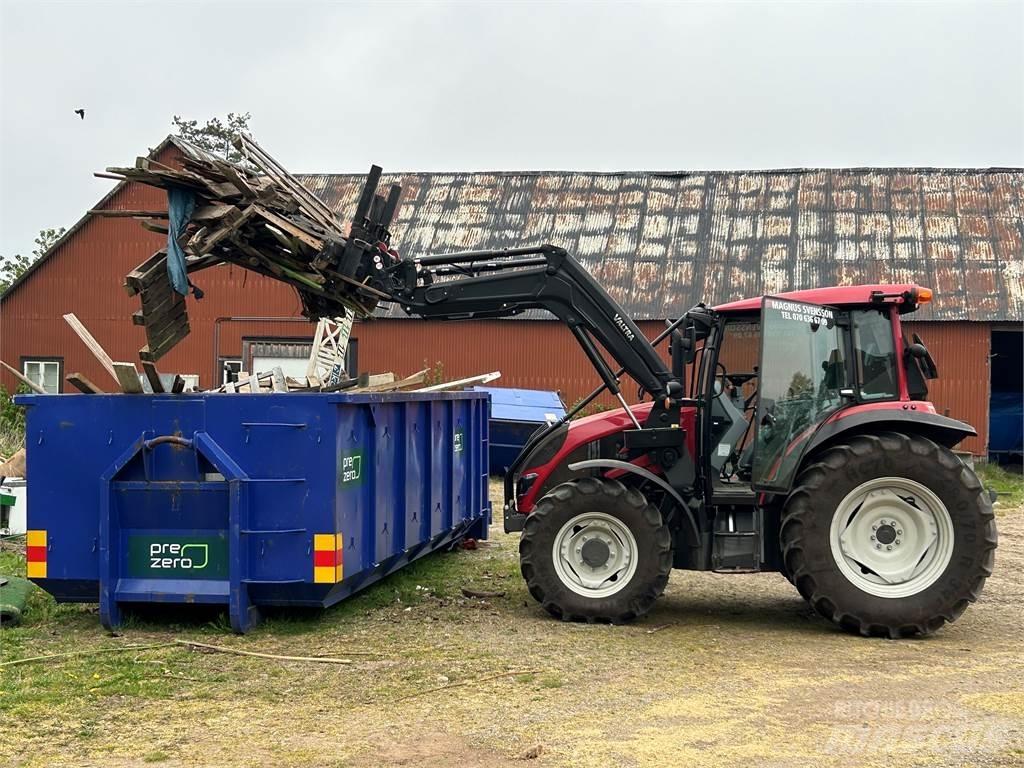 Valtra 85SH Traktorji