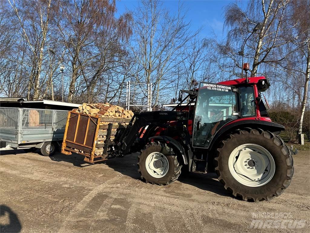 Valtra 85SH Traktorji