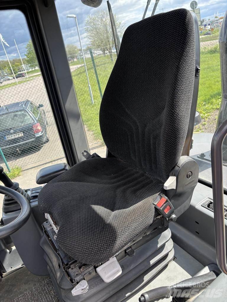 Volvo L35G Večnamenski nakladalci