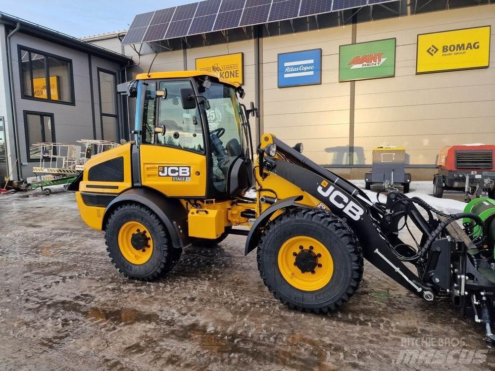 JCB 409 SV Uusi Kolesni nakladalci
