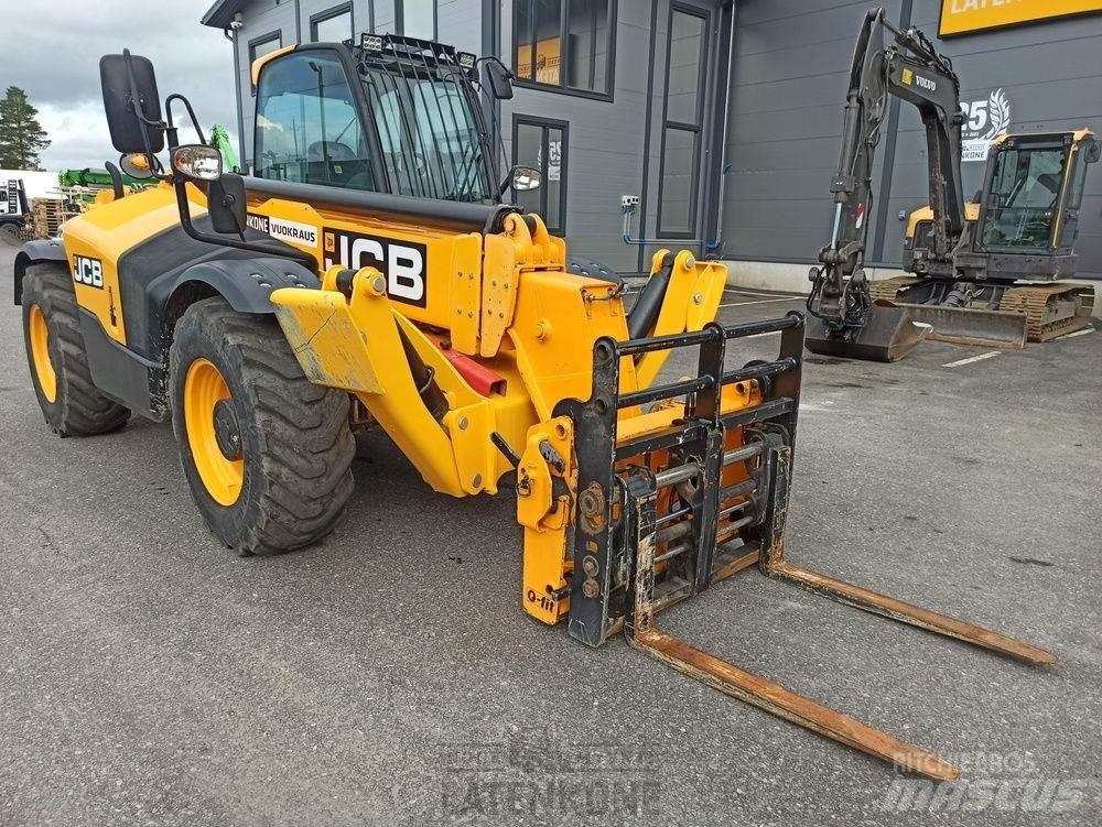 JCB 535-125 kurottaja Teleskopski viličarji