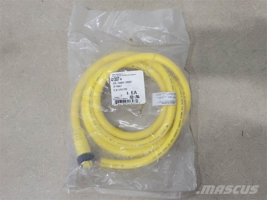  BRAD HARRISON 41307 Gradbeništvo - drugo