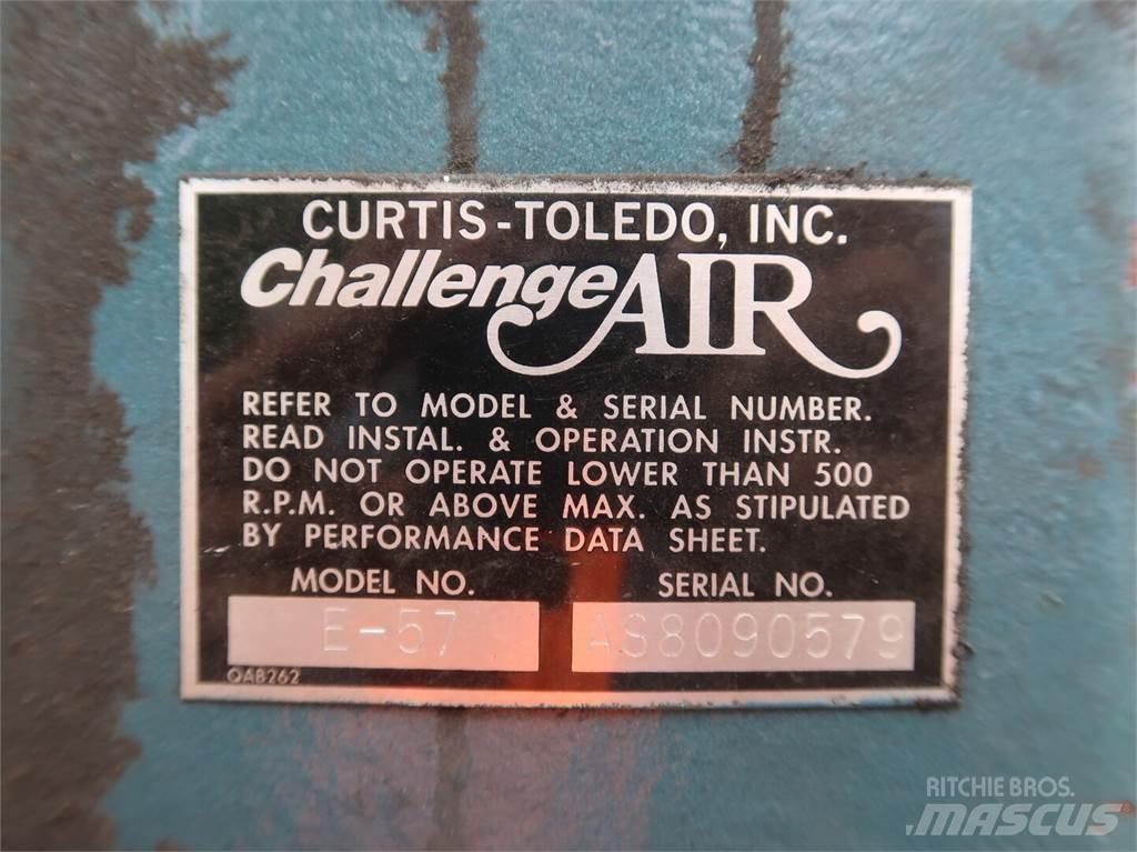 Curtis E-57 Kompresorji