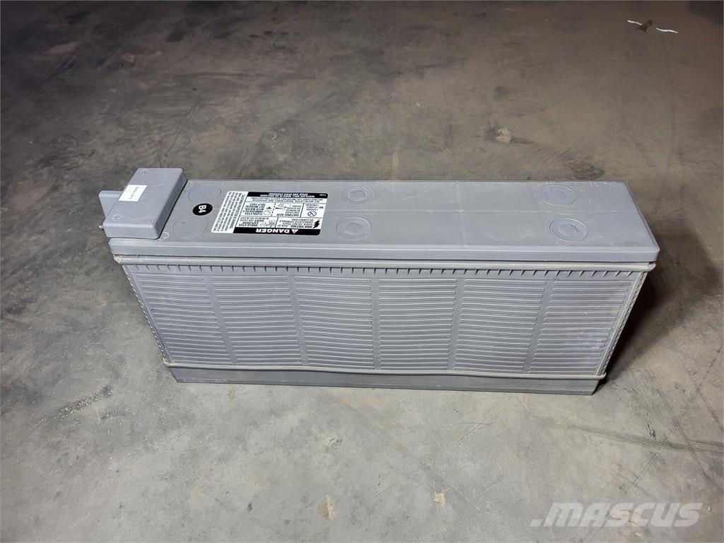  DEKA 12AVR100ET Baterije