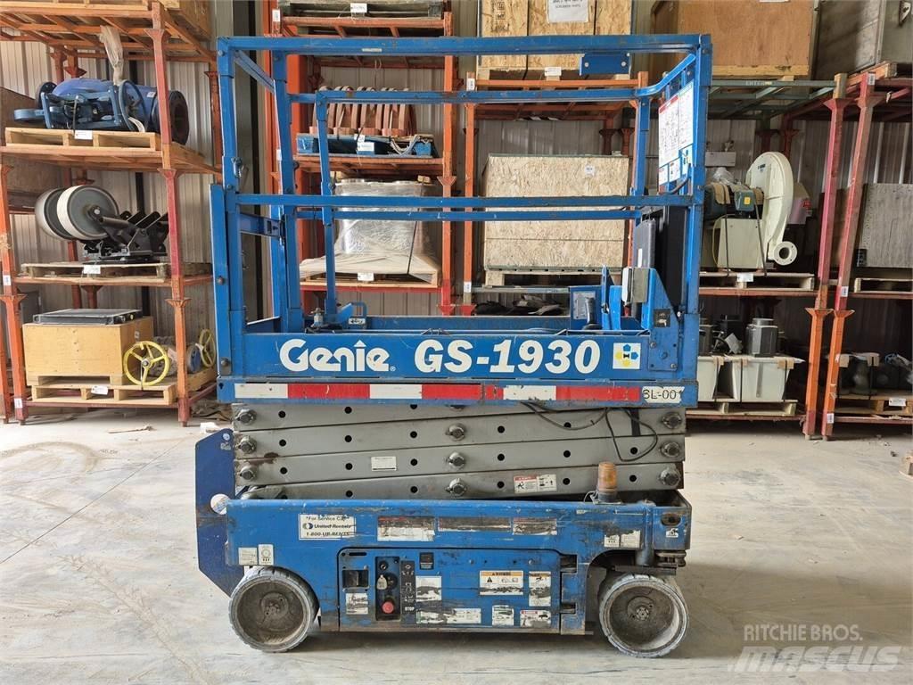 Genie GS-1930 Škarjaste dvižne ploščadi