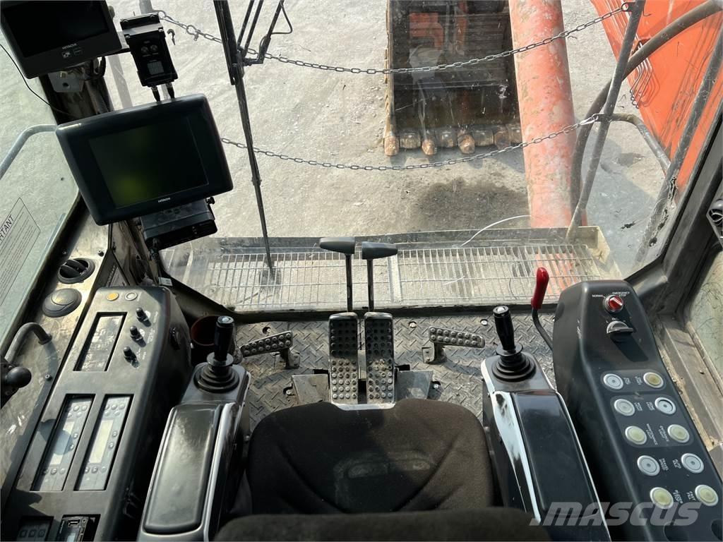 Hitachi EX2600-6BH Bagri na kolesih