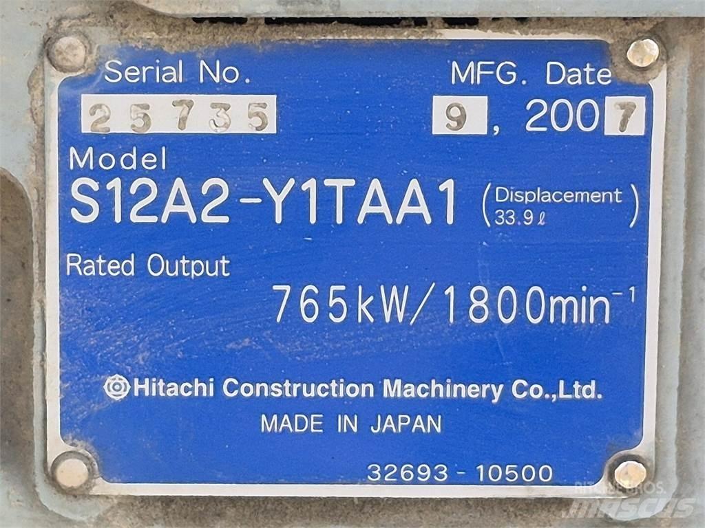 Hitachi S12A2-Y1TAA1 Motorji