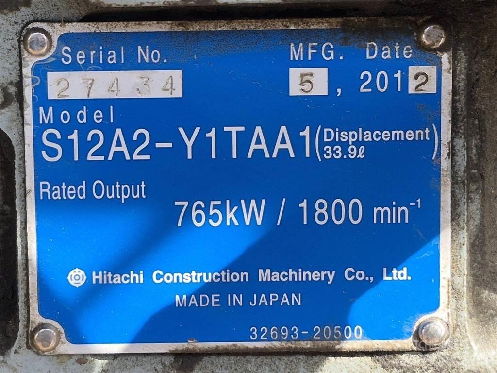 Hitachi S12A2-Y1TAA1 Motorji