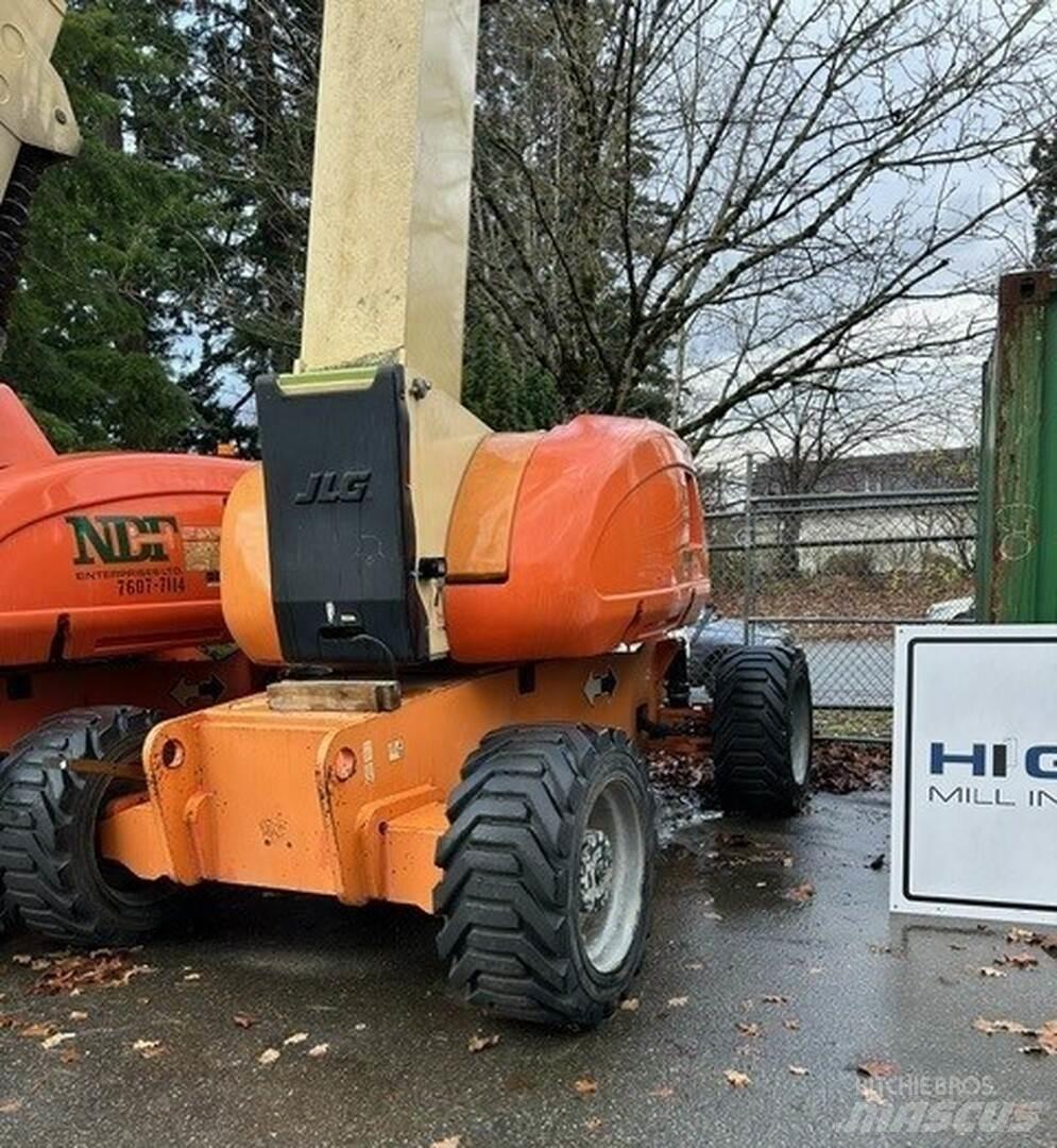 JLG 800AJ Zglobne dvižne ploščadi