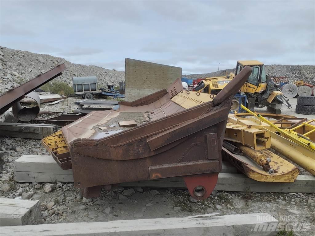Komatsu D375 Kolesni Buldožerji