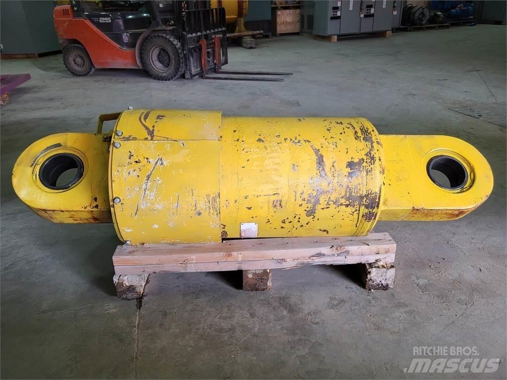 Komatsu EH9423 Zglobni demperji