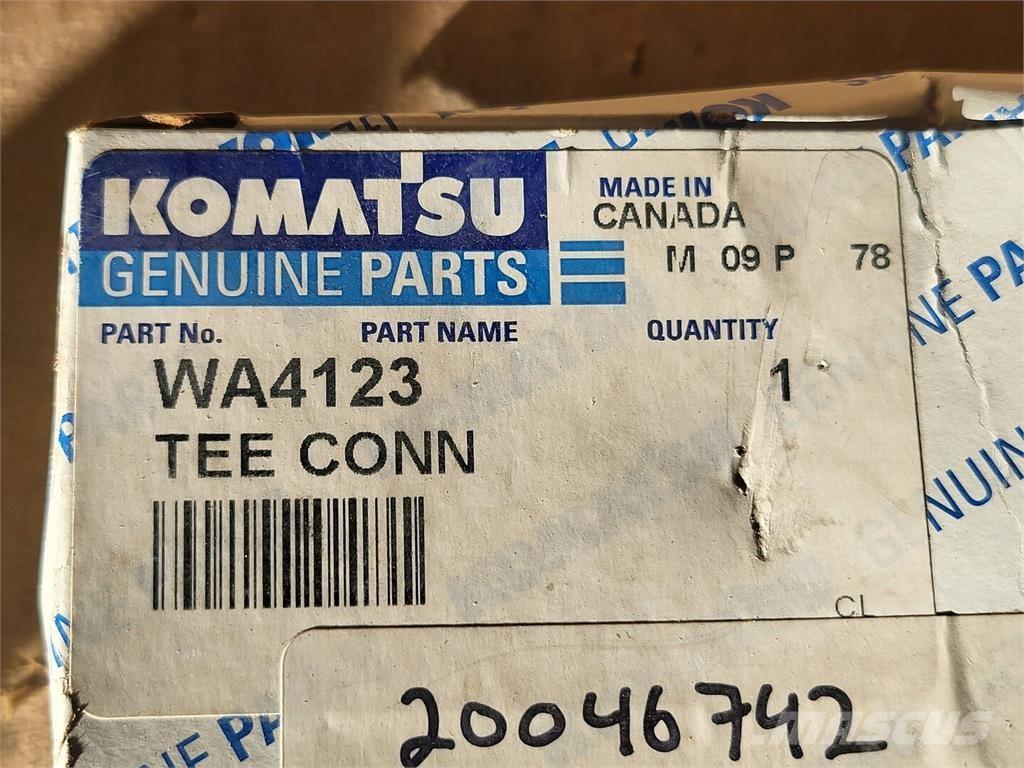 Komatsu WA4123 Drugi deli