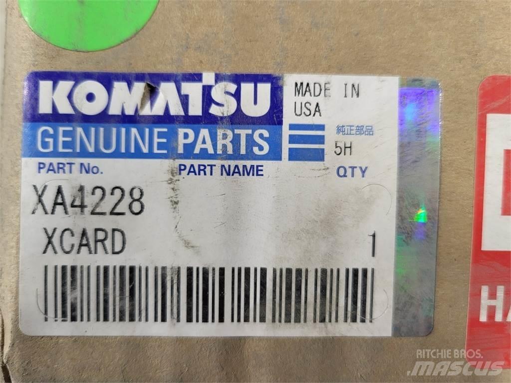 Komatsu XA4228 Zglobni demperji
