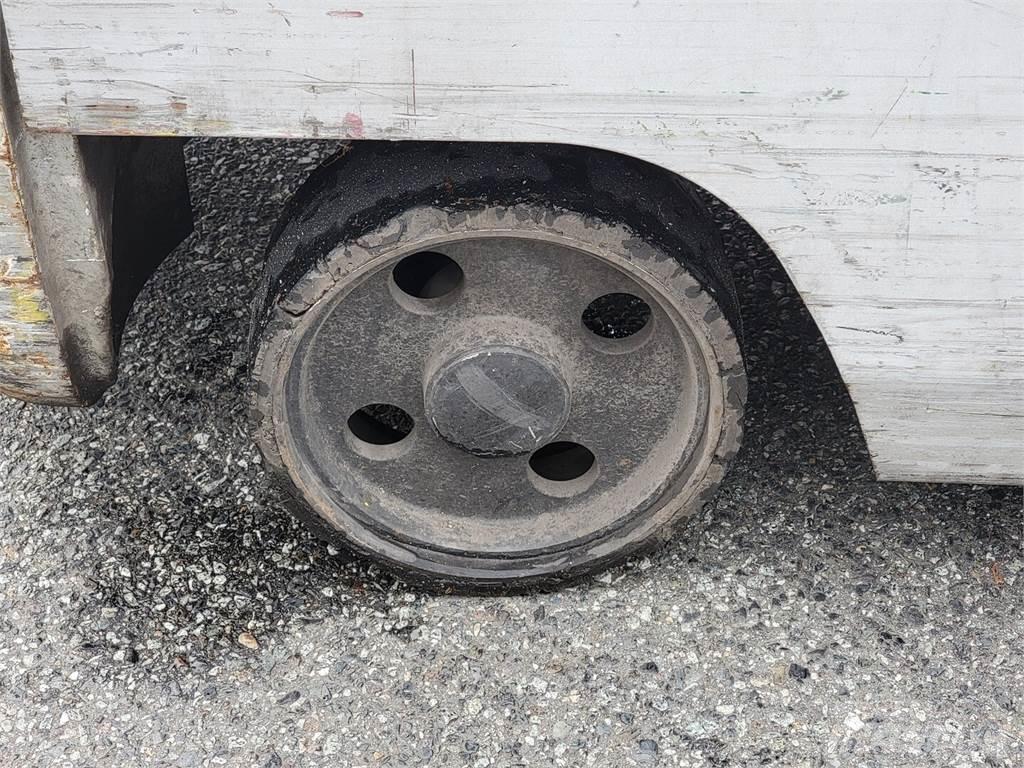 Nissan MCPL01A15LV Drugo