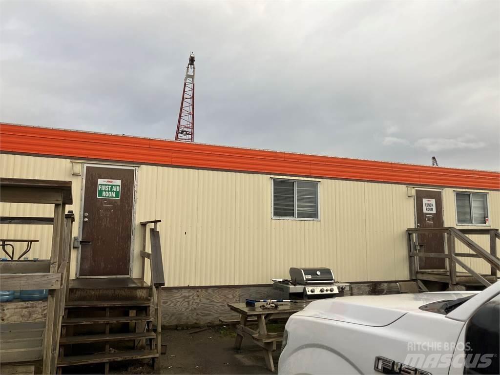  NORCO 10’ x 40’ Norco Jeklene gradbene konstrukcije