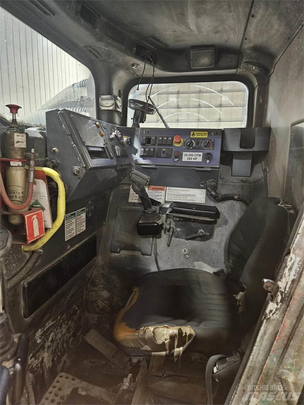 Sandvik LH410 Loader Drugi deli