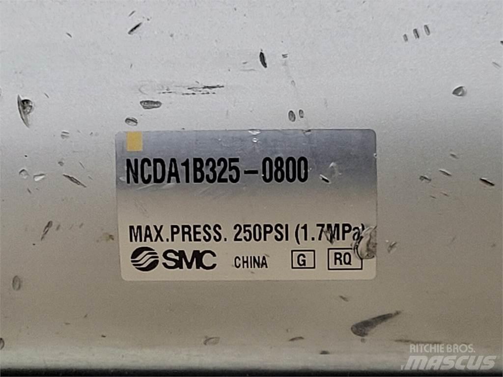 SMC NCDA1B325-0800 Transport - drugo