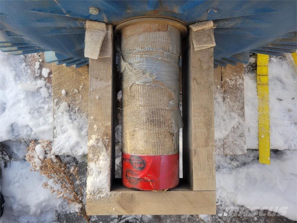  TOSHIBA Industrijski motorji