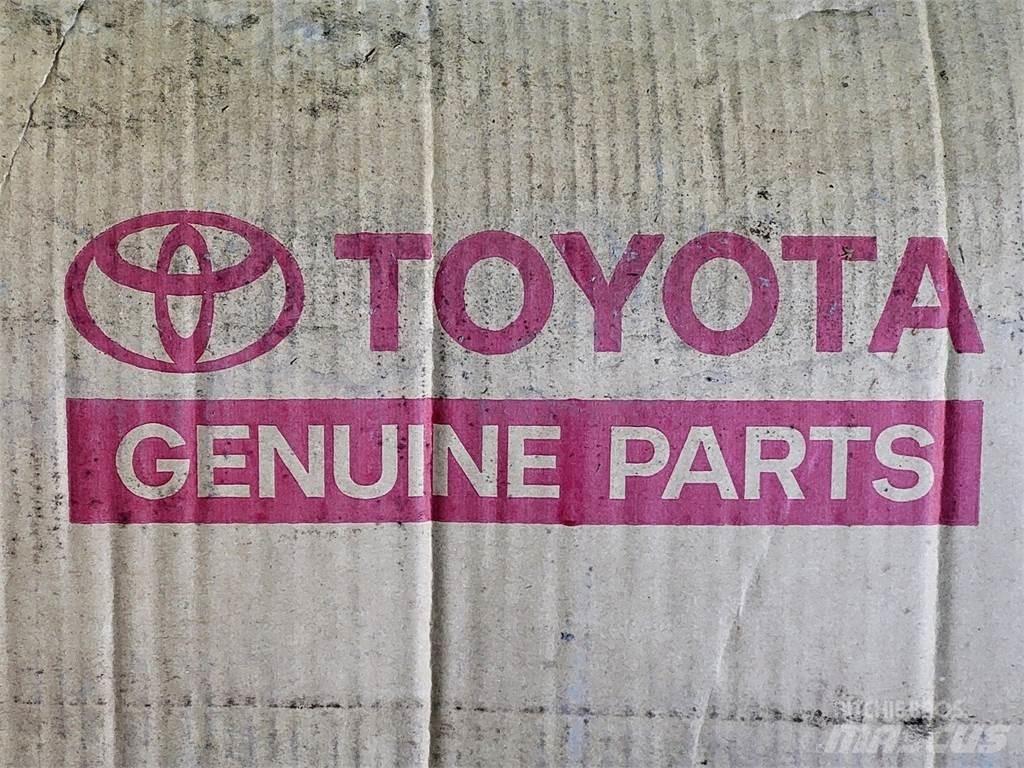 Toyota 67002-60500 Pomožni stroji