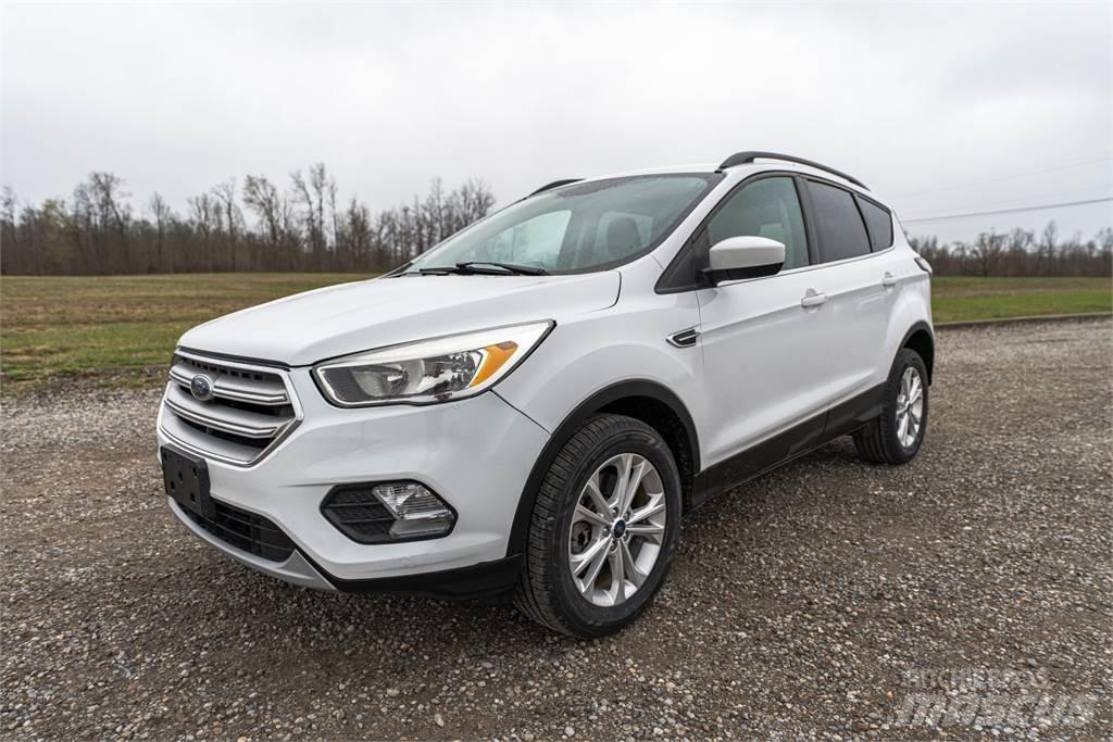 Ford ESCAPE Drugi tovornjaki