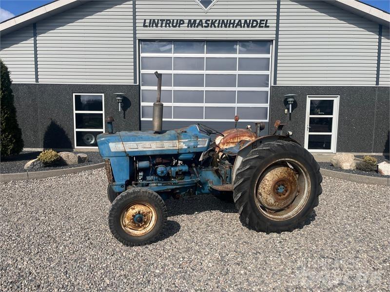 Ford 3000 Traktorji