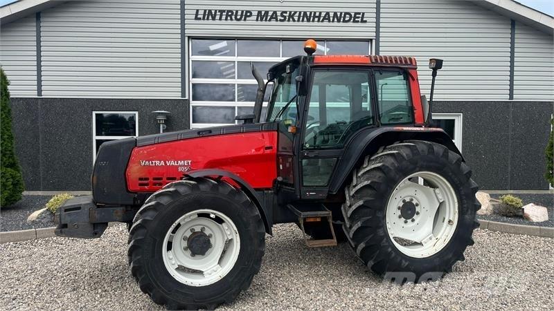 Valmet 8050 Traktorji
