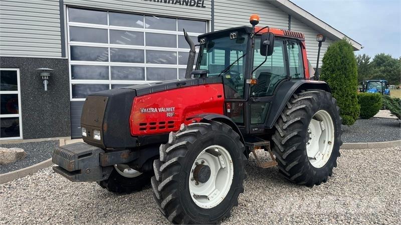 Valmet 8050 Traktorji