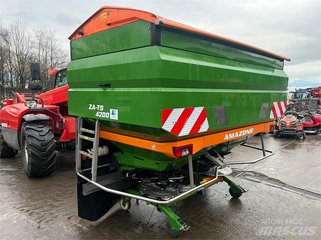 Amazone ZA-TS Trosilniki mineralnega gnojila