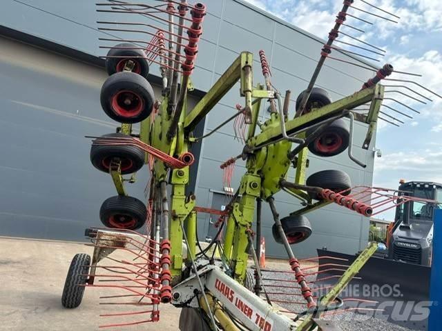 CLAAS Liner 780 Obračalniki in zgrabljalniki