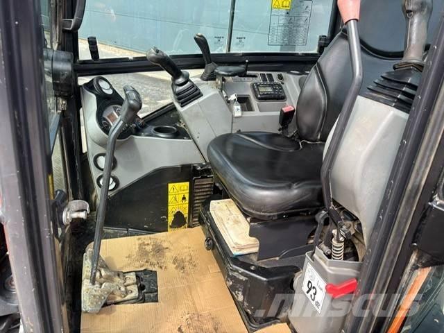 Develon Dx27z Bagri goseničarji