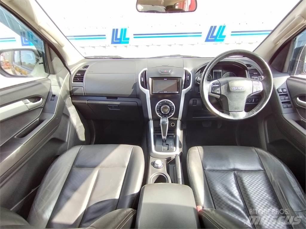 Isuzu Utah Drugo
