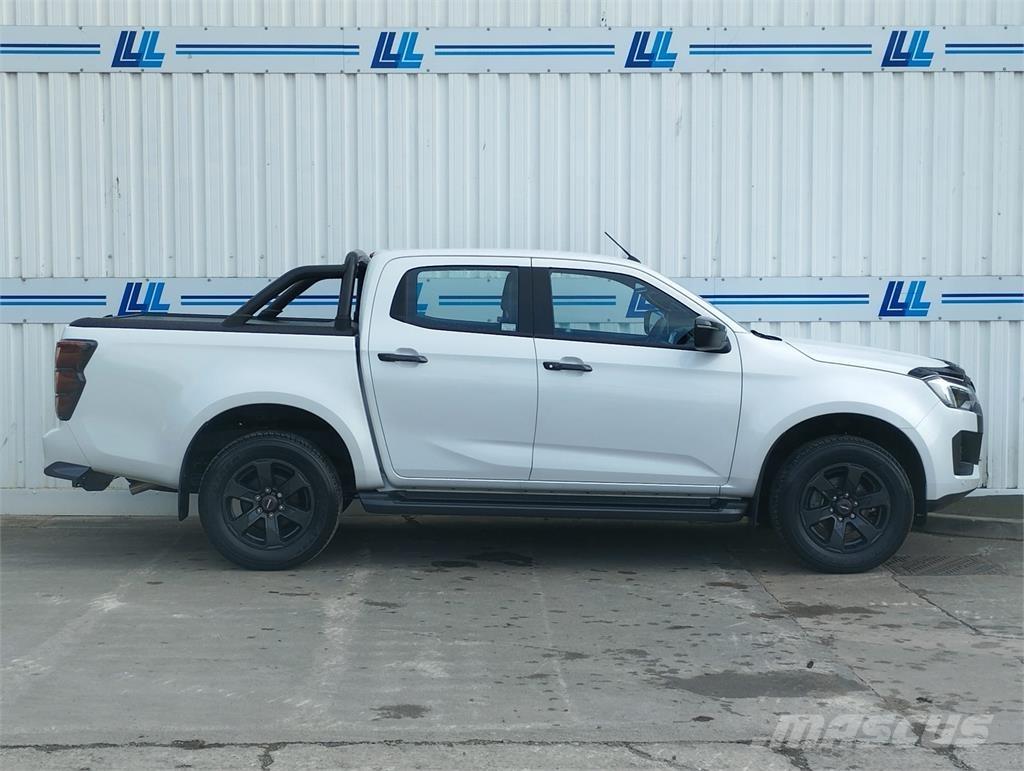 Isuzu V-Cross Prekucniki