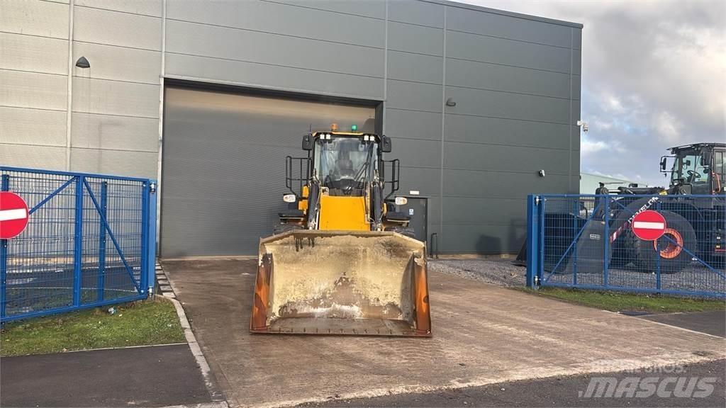 JCB  Drugo