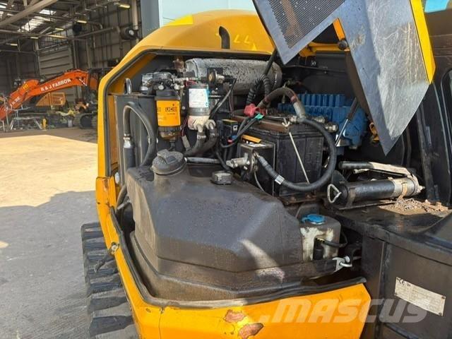 JCB 85Z-1 Bagri goseničarji
