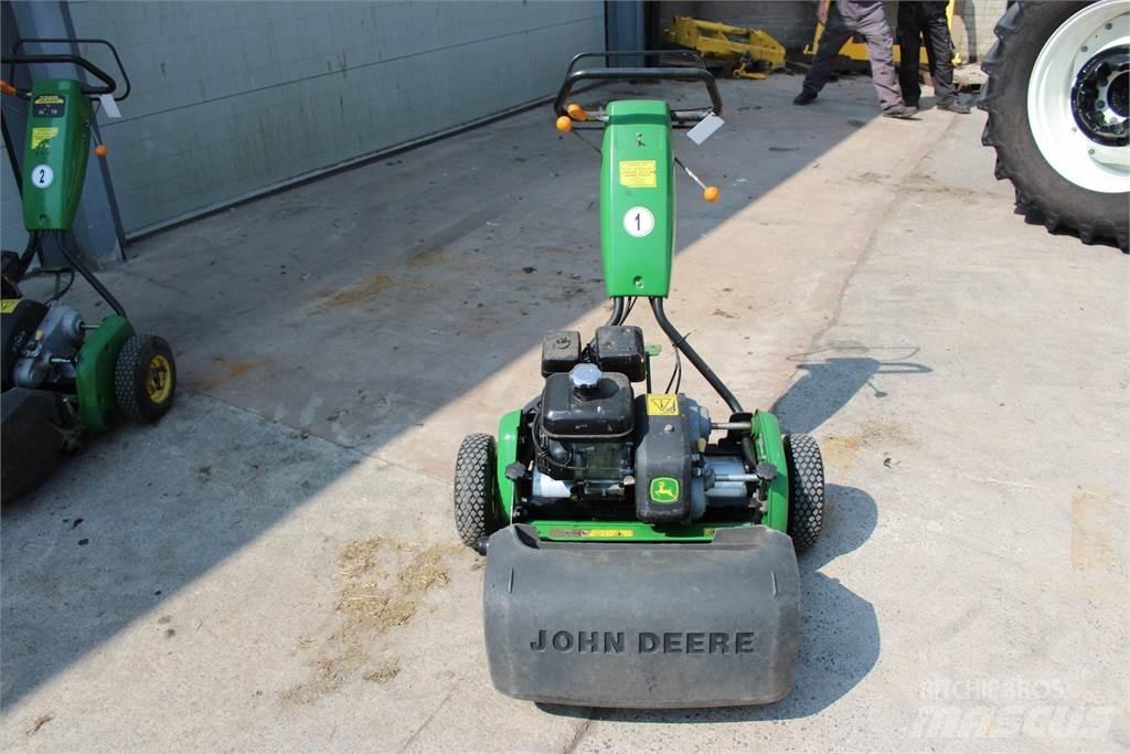 John Deere 220B Motokultivator kosilnice