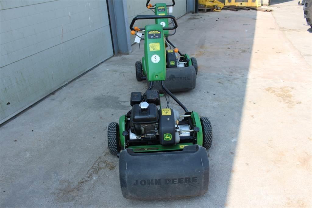John Deere 220B Motokultivator kosilnice