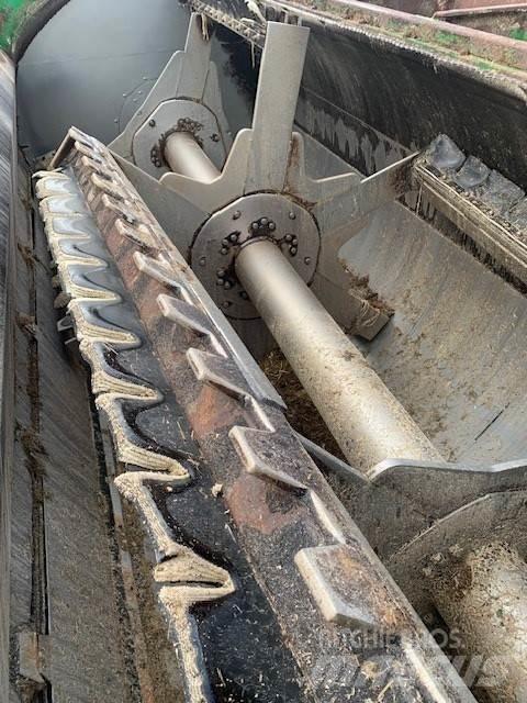 Keenan MF380 Drugo