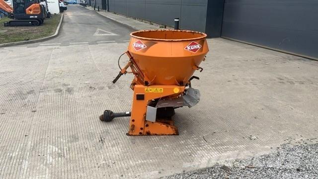 Kuhn Spreader Trosilniki mineralnega gnojila