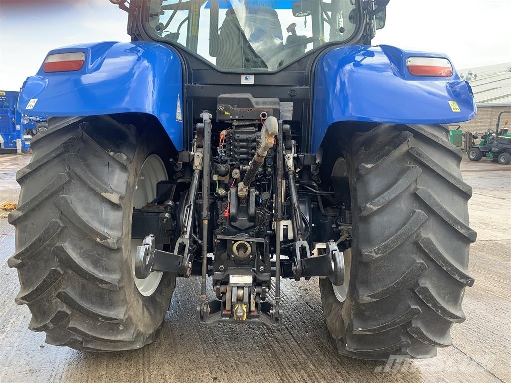 New Holland T7.200 Traktorji