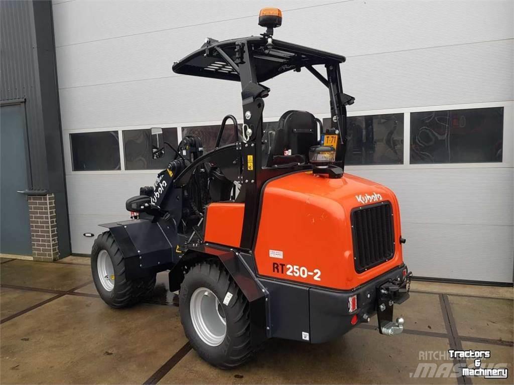 Kubota RT250-2 Shovel Gradbeništvo - drugo