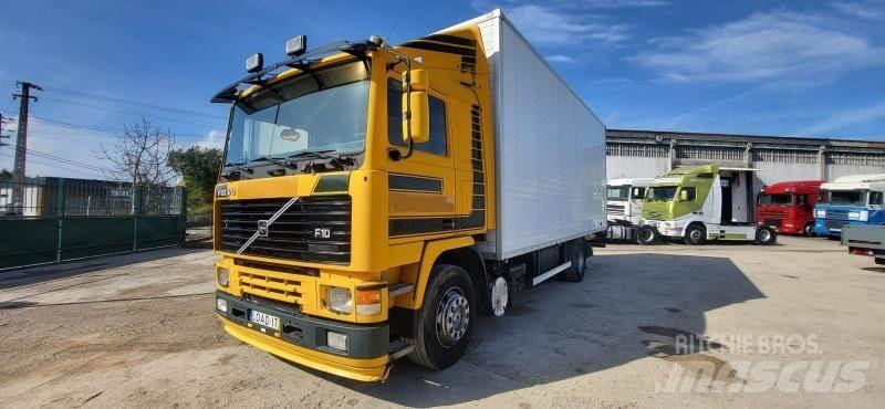 Volvo F10 Tovornjaki zabojniki