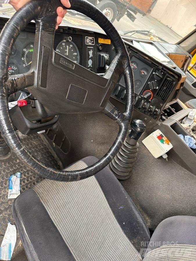 Volvo FL7 Komunalni tovornjaki