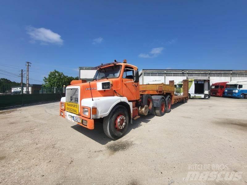 Volvo N12 Tovornjaki s kesonom/platojem