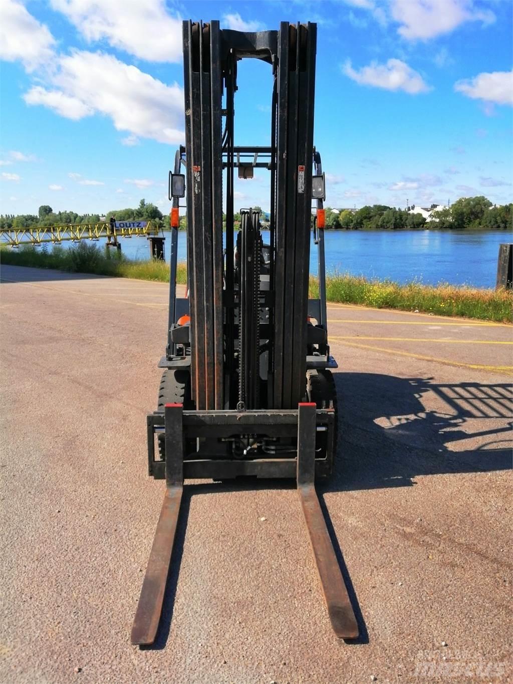 Doosan D25G Viličarji - drugo