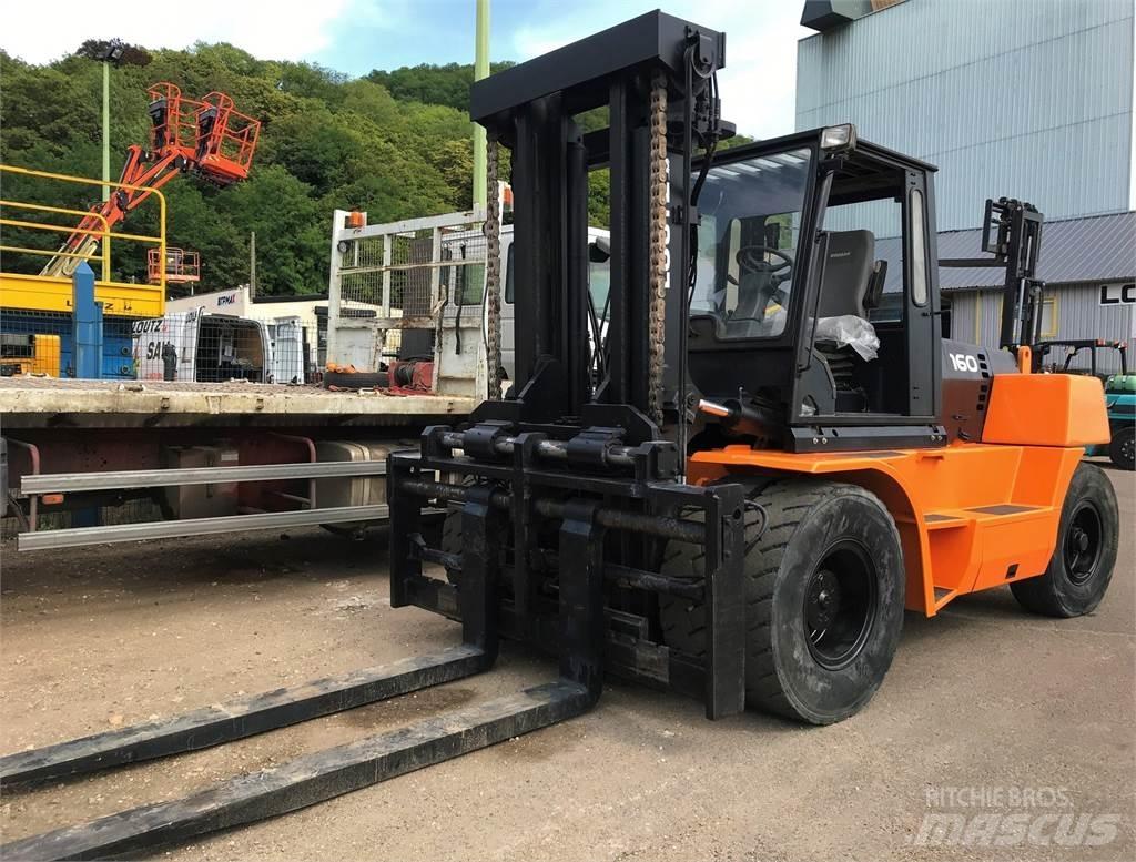 Doosan DL160 Dizelski viličarji