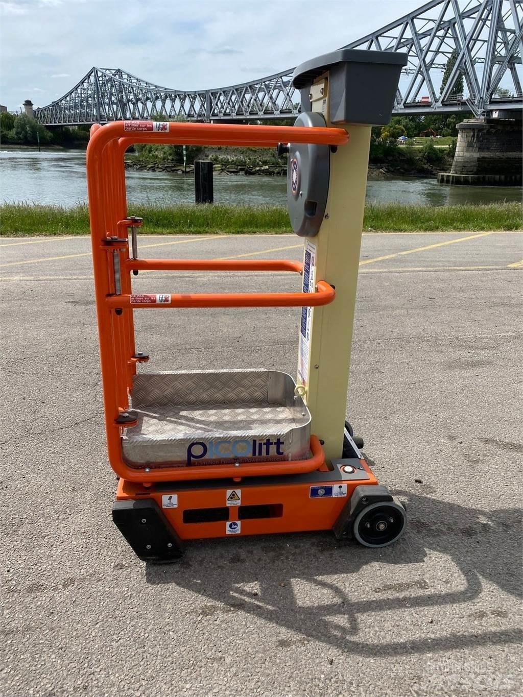 JLG PECOLIFT Druga dvigala in dvižne ploščadi